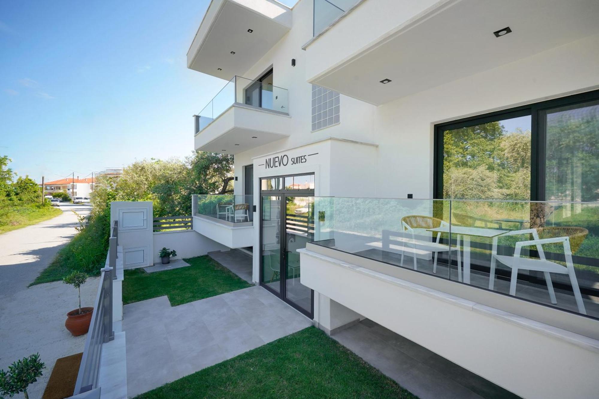 Nuevo Suites Limenas  Buitenkant foto