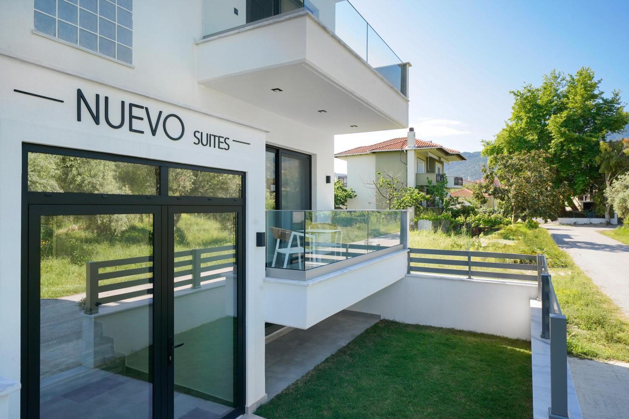 Nuevo Suites Limenas  Buitenkant foto